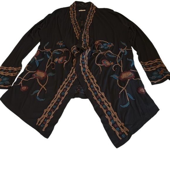 Anthropologie/Caite Kimono Black w/ beautiful embroidery border/back/sleeves, M - Picture 2 of 10